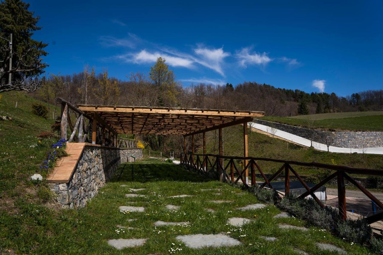 028 - Agriturismo "Il Boschetto" Con Piscina, Pace E Natura - Camera Familiare Cavizzano Exterior photo